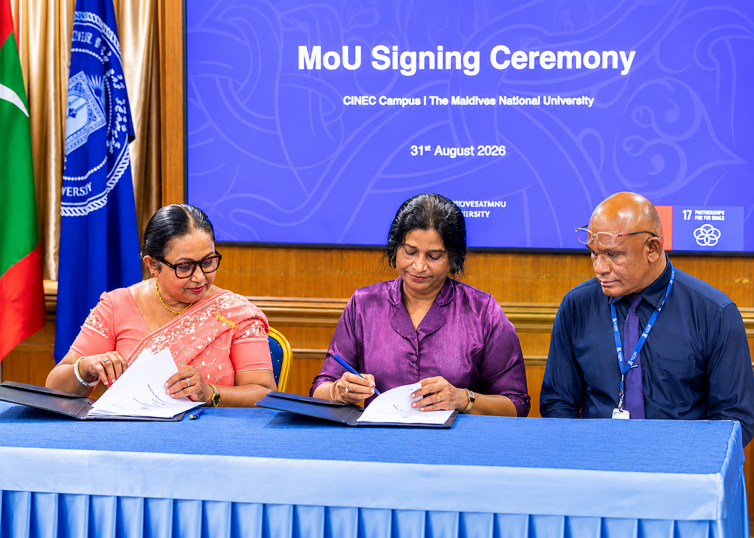 ލަންކާގެ ސިނެކް ކެމްޕަހާއެކު، އެއްބަސްވުމުގައި ސޮއިކުރައްވަނީ --- ސަން ފޮޓޯ/ މުހައްމަދު ޝާތިއު އަބްދުﷲ