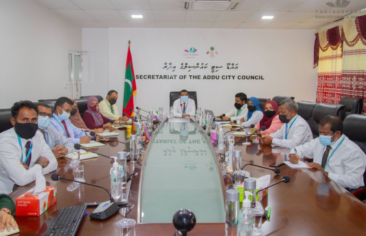 ބިން ހިއްކުމުގެ މަޝްރޫޢާ ގުޅޭގޮތުން އައްޑޫ ސިޓީ ކައުންސިލުން މަޝްވަރާކޮށްފި