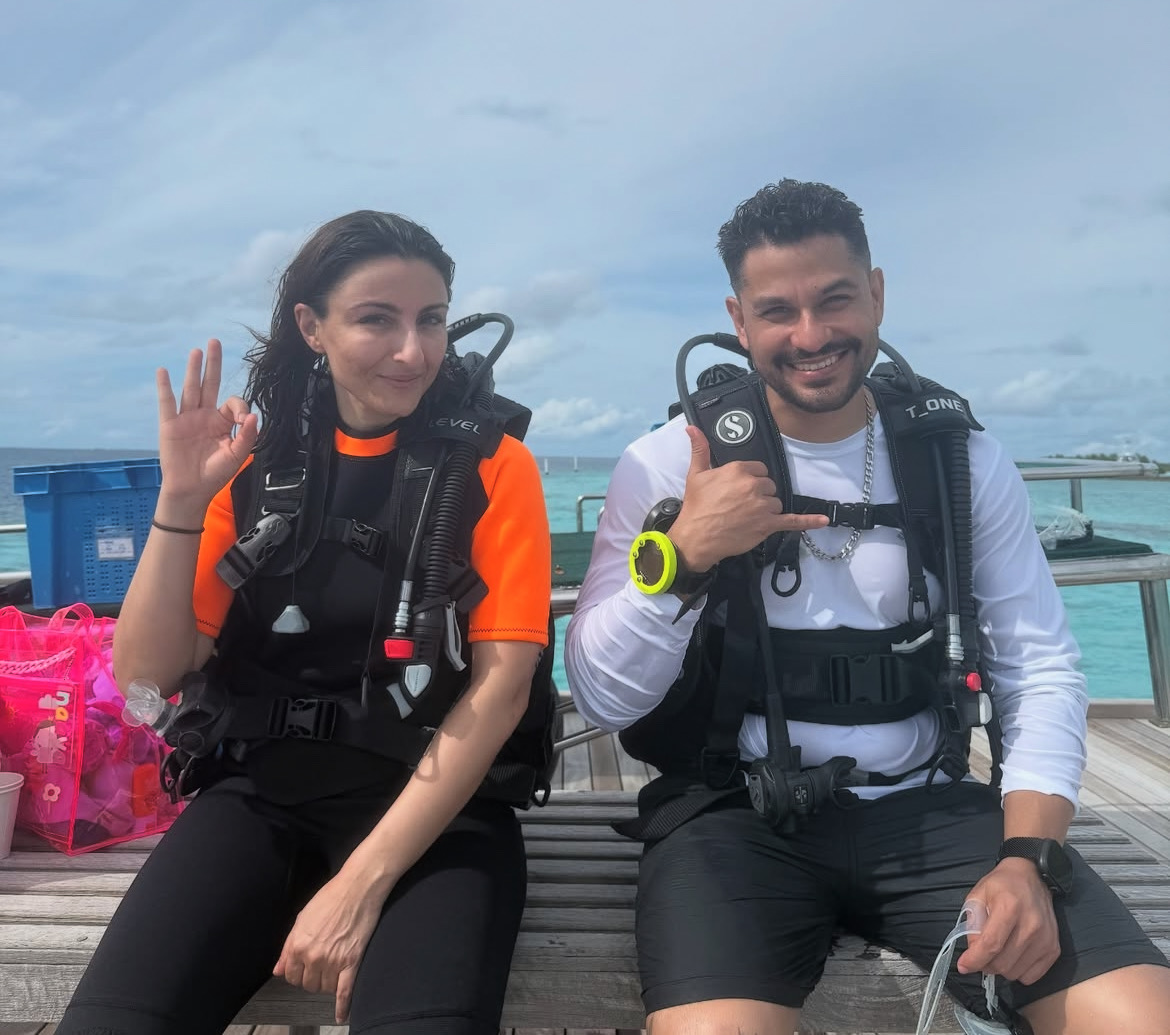 ސޯހާ އާއި ކުނާލް ޗުއްޓީ ހޭދަކުރަން ރާއްޖޭގައި