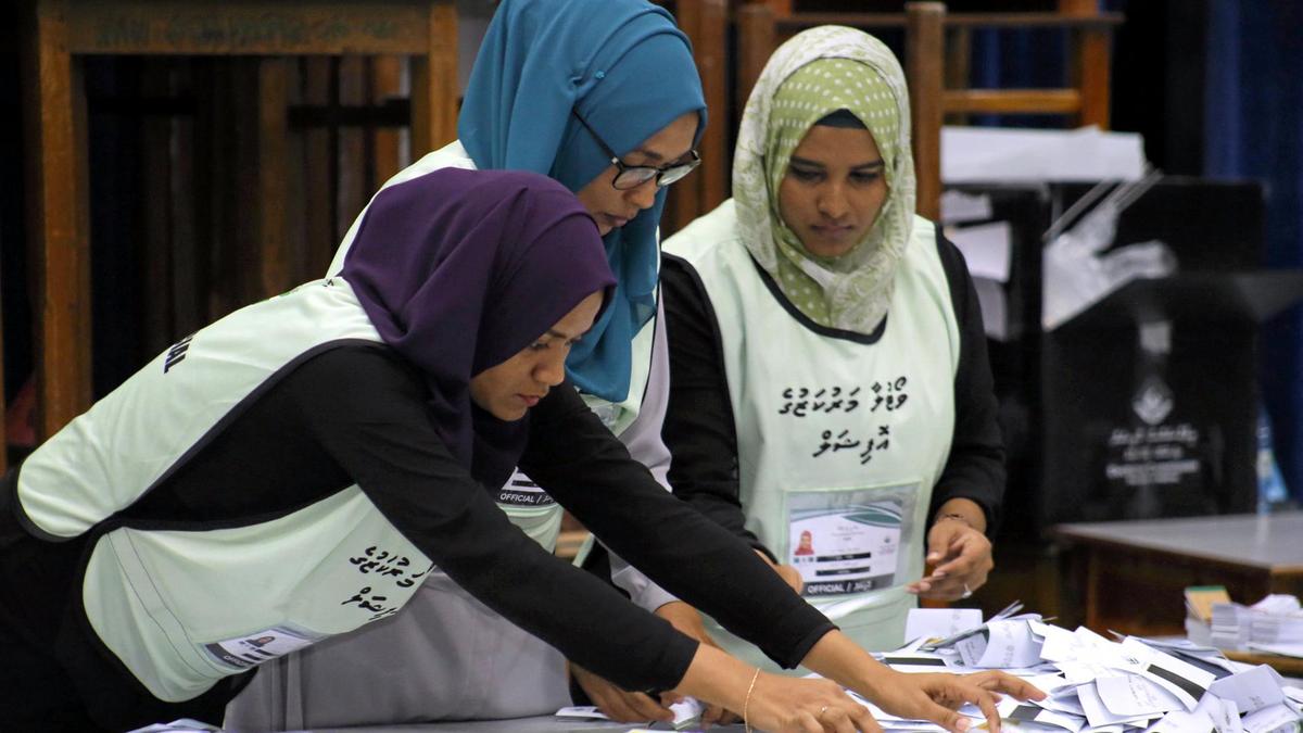 ކޮމަަންޑޫ ދާއިރާގެ ބައި-އިލެކްޝަން: ޕްރިންޓްކުރީ 3349 ވޯޓު ކަރުދާސް