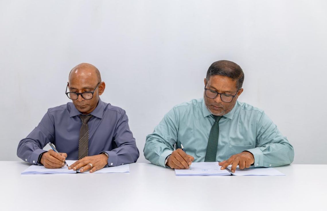ކޮޅުފުށީގެ ބޭރުމަގު ޒަމާނީ ފެންވަރަށް ތަރައްޤީކުރުމުގެ މަޝްރޫޢު އާރު.ޑީ.ސީއާ ޙަވާލުކޮށްފި