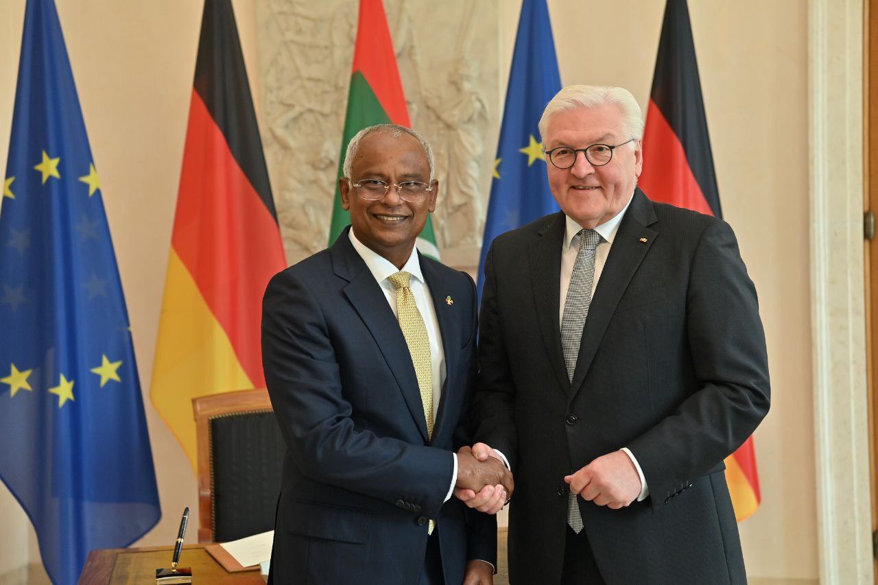 ރައީސް ސާލިހު، ޖަރުމަނުގެ ރައީސާއި ބައްދަލުކުރައްވައި މަޝްވަރާތައް ބާއްވަވައިފި