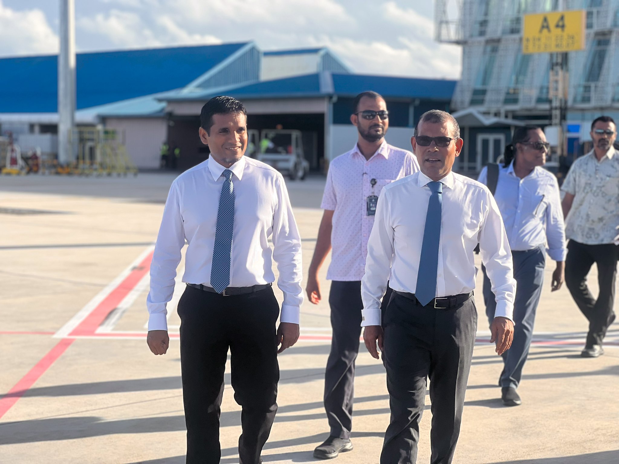 ރައީސް ނަޝީދުގެ އިތުބާރު ނެތްކަމުގެ ގަރާރުގެ ނޯޓިސް ފޮނުވައިފި