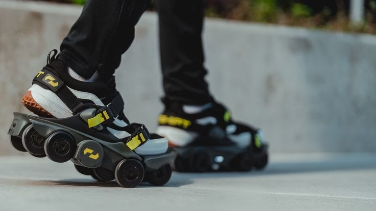 ތިންގުނަ ބާރަށް ހިނގާލެވޭނެ ދުނިޔޭގެ "އެންމެ އަވަސް ބޫޓް" އުފައްދައިފި