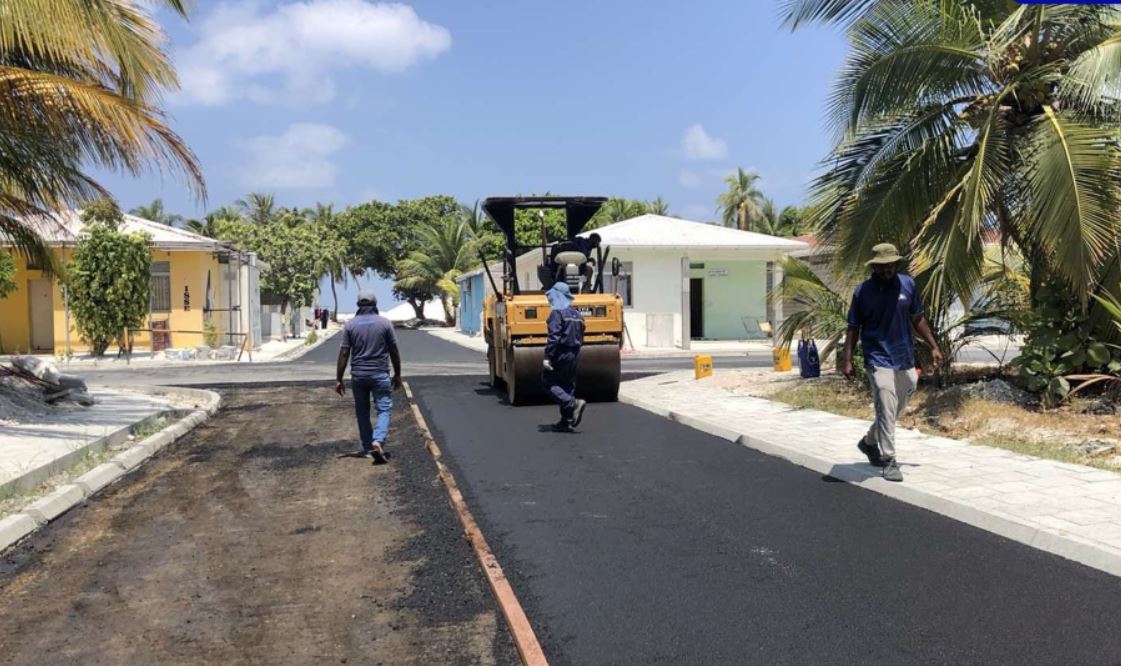 ދުވާފަރު މަގުތަކުގައި ތާރު އެޅުމުގެ މަސައްކަތުގެ ބޮޑުބައެއް ނިމިއްޖެ