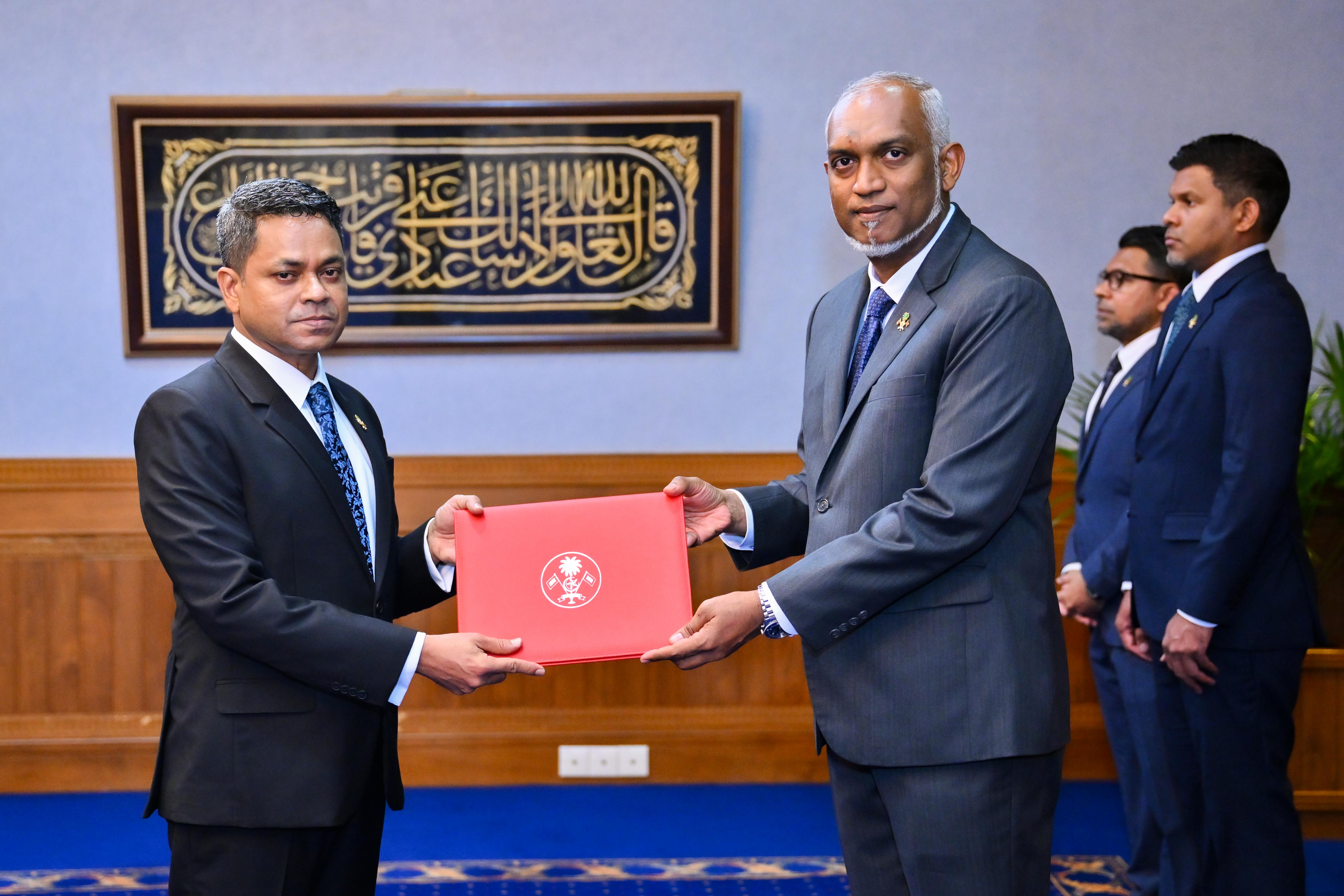 އެޗްއާރްސީއެމްގެ މެންބަރުކަމަށް ޝަމްޢޫން ޙަމީދު ޢައްޔަންކޮށްފި