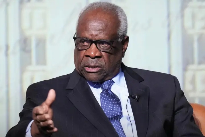 ގައުމު ހިންގުމަކީ ހަމައެކަނި ވެރިންގެ ކަމެއް ނޫން، ރައްޔިތުން ފާރަވެރިވާންޖެހޭ: ފަނޑިޔާރު ތޯމަސް