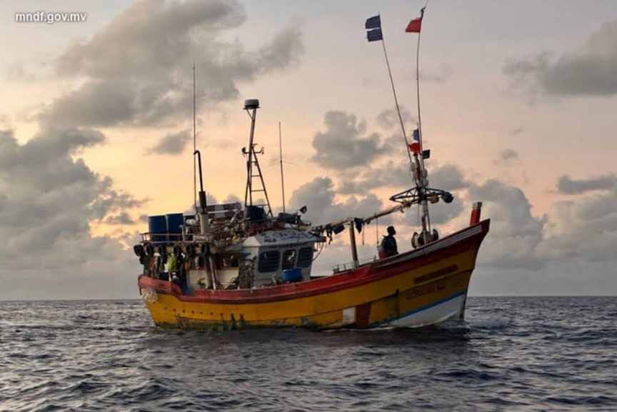 ރާއްޖޭގެ ކަނޑުގެ ސަރަހައްދުގައި މަސްވެރިކަން ކުރި ލަންކާ ބޯޓެއް ދައުލަތަށް ނަގައި، 6 ލައްކަ ރުފިޔާއިން ޖޫރިމަނާކޮށްފި