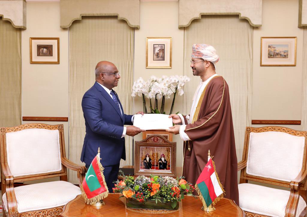 ރާއްޖެއާއި އޮމާންގެ ގުޅުން އިތުރަށް ވަރުގަދަކުރުމަށް މަޝްވަރާކޮށްފި