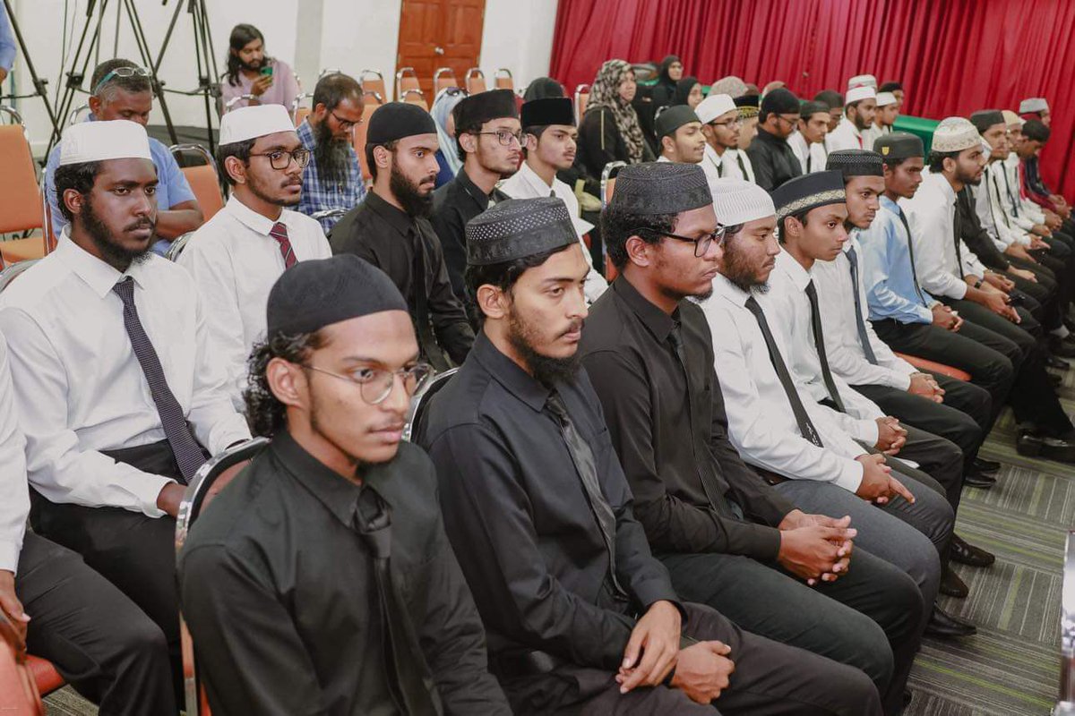 ޒުވާން ޚަޠީބުންގެ ޤައުމީ މަހާސިންތާގައި ބައިވެރިވުމުގެ ފުރުޞަތު ހުޅުވާލައިފި