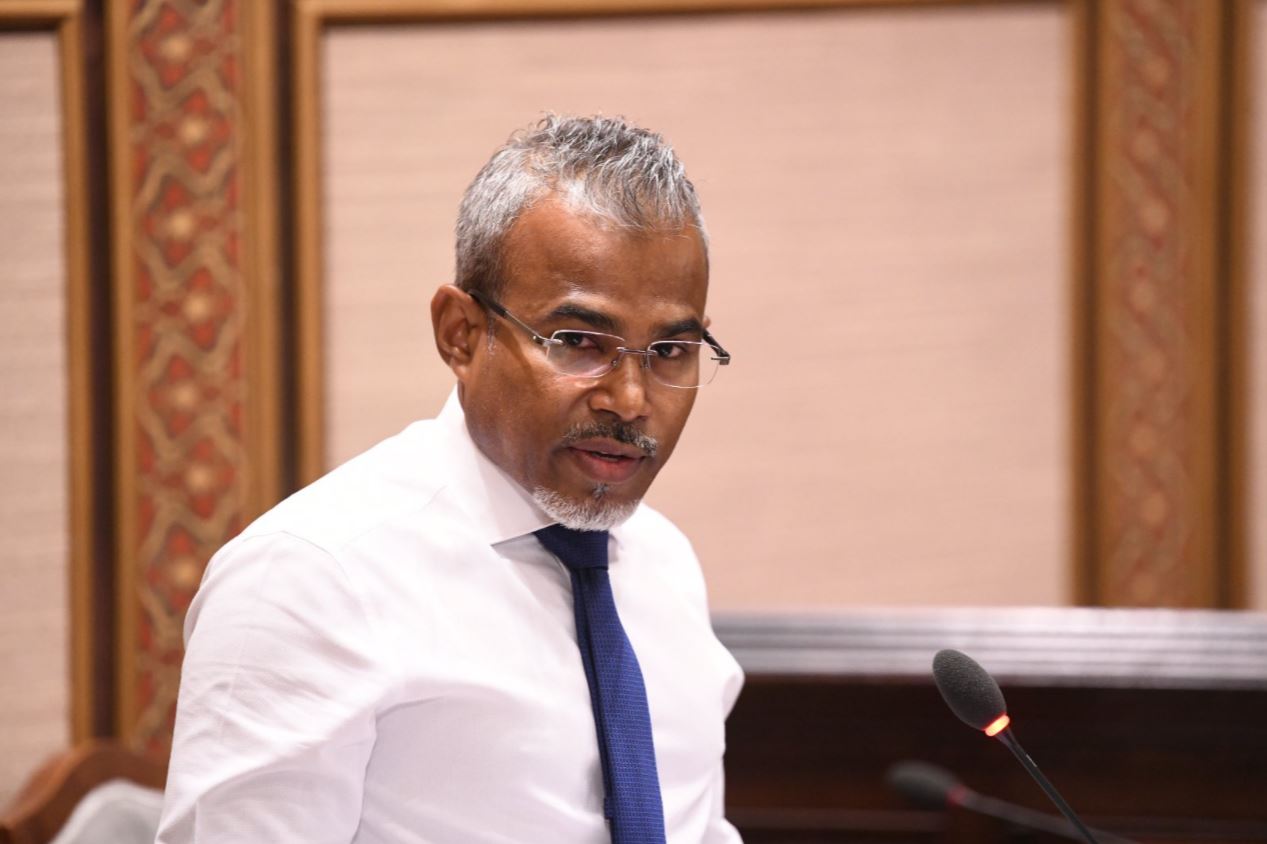 ރައީސް ޔާމީން އަތުން ފަސް މިލިއަން ޑޮލަރު ހޯދަން ދައުލަތުން ދައުވާކޮށްފި