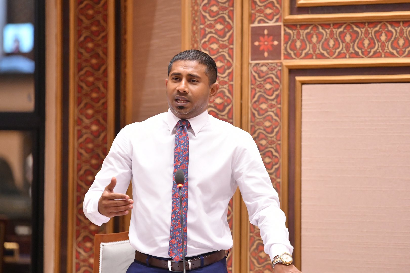 ޔޯގާއޭ ކިޔަނީ ސިޔާސީ ބޭނުމެއްގައި؛ ބޭނުމަކީ ވެރިކަން ހޯދުން - މަޙްލޫފް