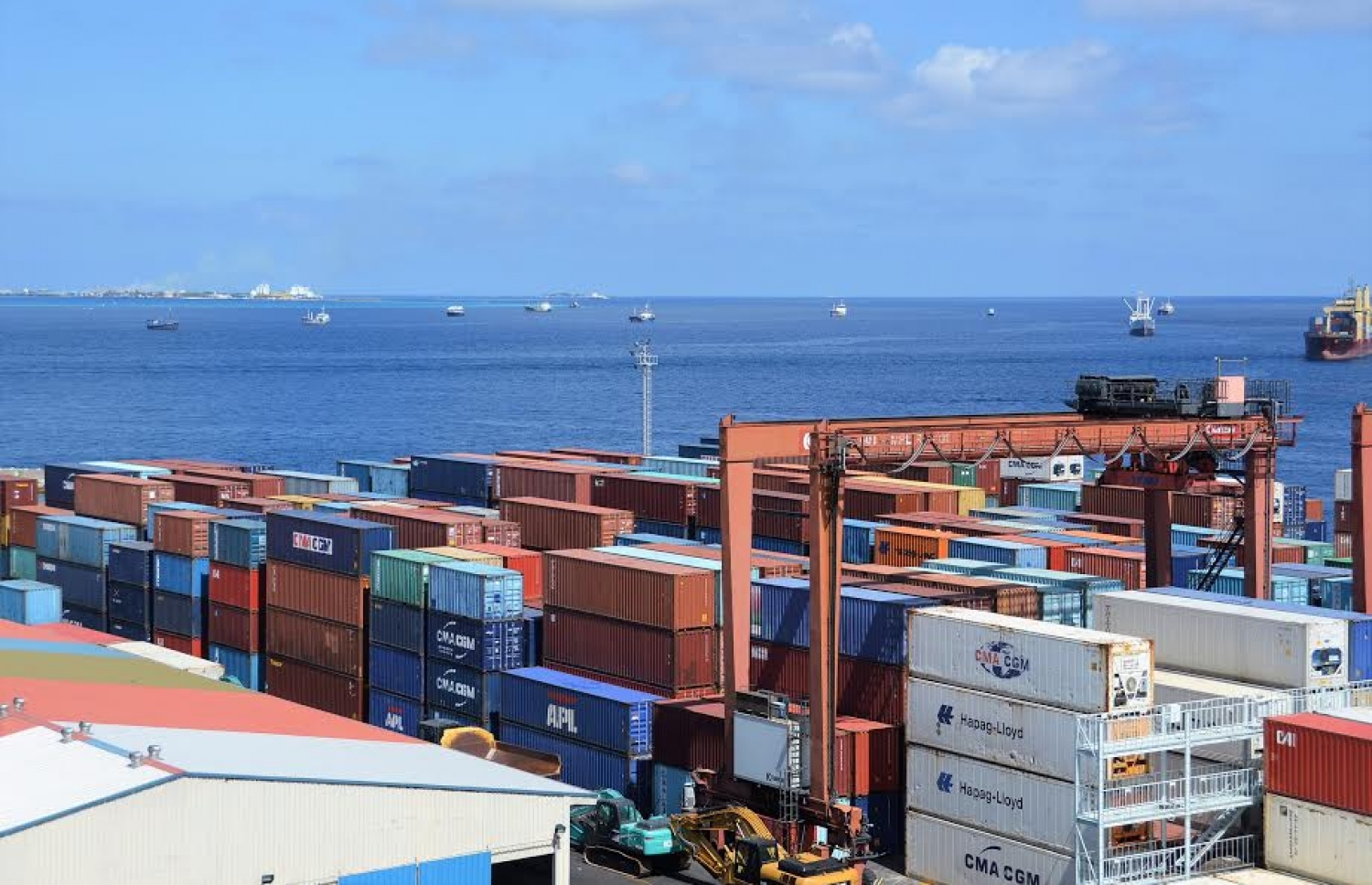 އިމްޕޯޓް އެކްސްޕޯޓް އިތުރުވެ، ދައުލަތަށް ލިބުނު އާމްދަނީވެސް އިތުރުވެއްޖެ