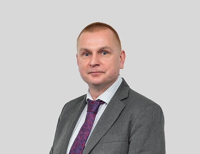 ޕެންޝަން އޮފީހުގެ ކުރީގެ ސީއީއޯއަށް ބަދަލުގެ ގޮތުގައި 2 ލައްކަ ރުފިޔާ