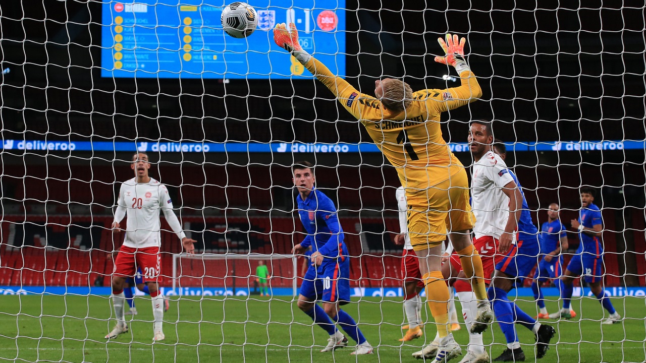 ޔޫއެފާ ނޭޝަންސް ލީގު: ޑެންމާކް އަތުން އިނގިރޭސިން ބަލިވެއްޖެ