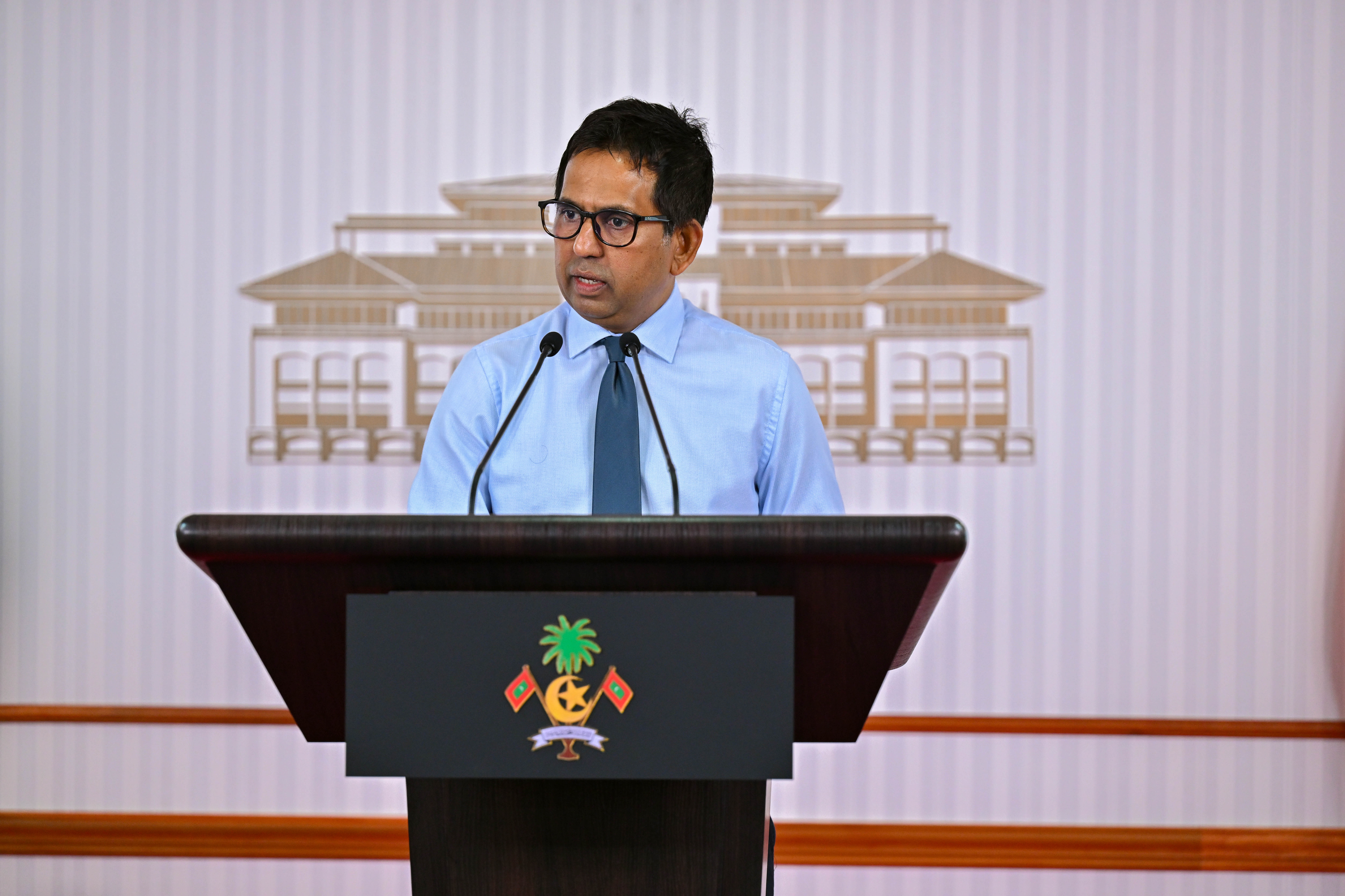 ބަންކަރިންގެ ޚިދުމަތުން ރާއްޖެއަށް ބިލިޔަނަކާ ގާތްކުރާ އާމްދަނީއެއް ލިބިއްޖެ: ވަޒީރު ސަޢީދު