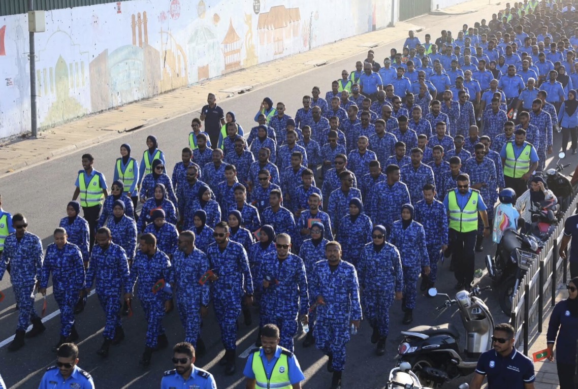 ފުލުހުންގެ ޚިދުމަތުގެ ދުވަހާ ގުޅުވައިގެން ޚާއްޞަ އެއްބައިވަންތަކަމުގެ ހިނގާލުމެއް ބާއްވައިފި