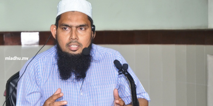 ދުވަސްތަކަކަށް ފަހު ދަރިވަރުންނަށް ސްކޫލަށް ދެވޭގޮތް ވުމަކީ ބޮޑު އުފަލެއް: ޝެއިޚް ޒާހިރު