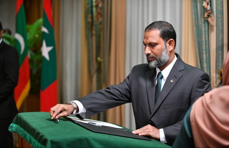 އަޅާފައި ހުންނަ ހެދުމާއި ގުޅުވައިގެން ފުރައްސާރަކުރުމަކީ އަޅާނުލާ ދޫކޮށްލެވޭނެ ކަމެއްނޫން: އިމްރާން