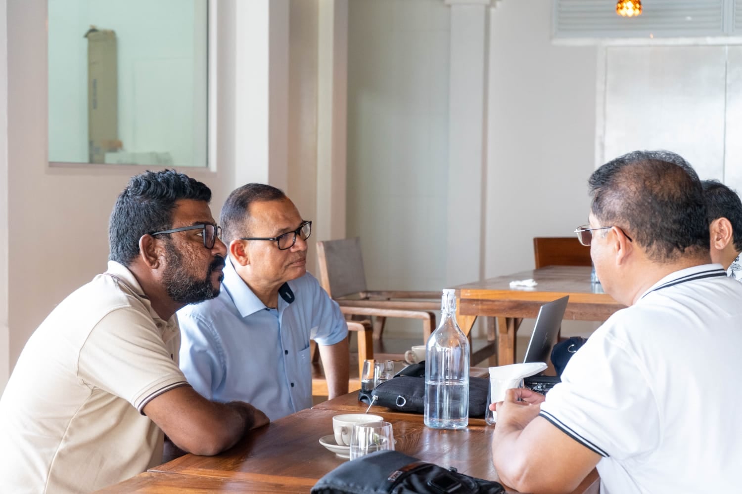 ލާމަރުކަޒީ ނިޒާމުގައި ރަނގަޅު ކުރަންޖެހޭ ވަރަށްގިނަ ކަންކަން އެބަހުރި: ވަޒީރު