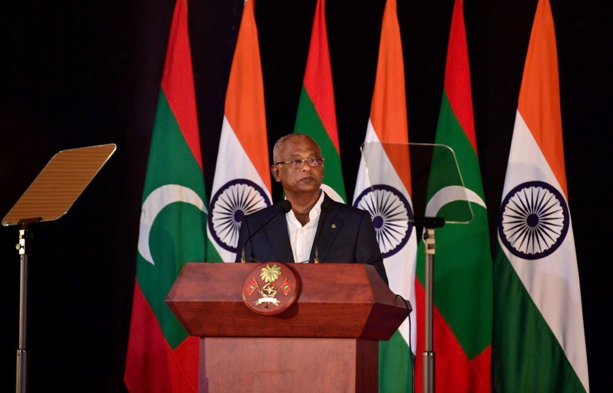 އިންޑިއާއިން އެހީވަނީ ވެރިކަމުގައި ހުންނަ މީހަކަށް ބަލައިގެނެއް ނޫން: ރައީސް