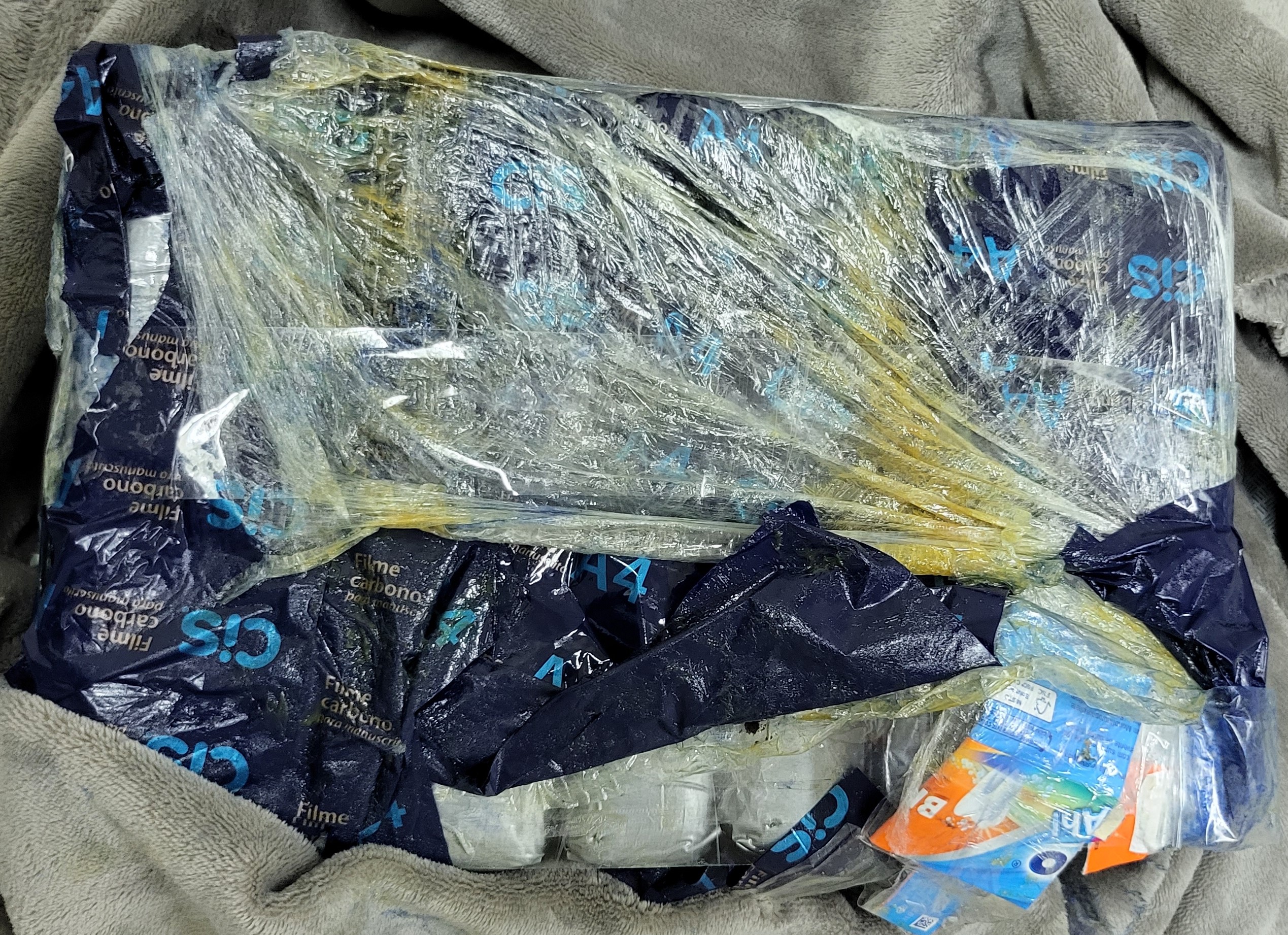 ވައިގެ މަގުން ރާއްޖެ އެތެރެކުރި 21 މިލިއަން ރުފިޔާގެ މަސްތުވާތަކެތި އަތުލައިގެންފި