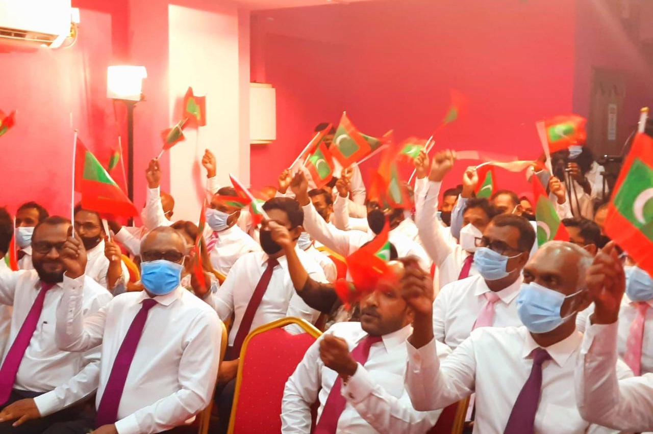 ޕީޕީއެމްގެ ގައުމީ ކެމްޕޭން، މިނިވަންކަމުގެ ދިފާއުގައި ދިވެހިން ލޯންޗް ކޮށްފި