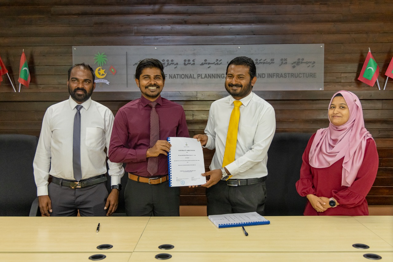 4 ރަށެއްގެ ތަރައްޤީގެ މަސައްކަތްތައް ހަވާލުކޮށްފި