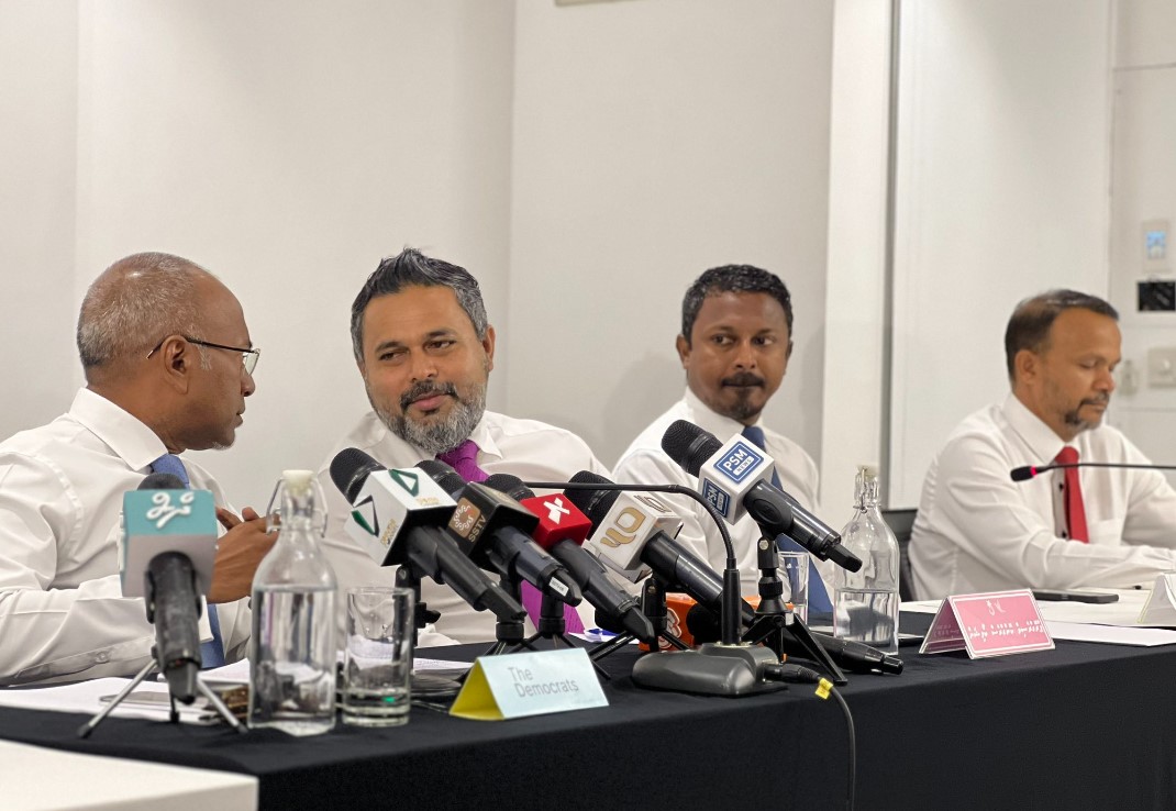 އިދިކޮޅު 5 ޕާޓީ ގުޅިގެން އިލެކްޝަންސް ކޮމިޝަން ޒިންމާދާރުކުރުވަން ނިކުމެއްޖެ
