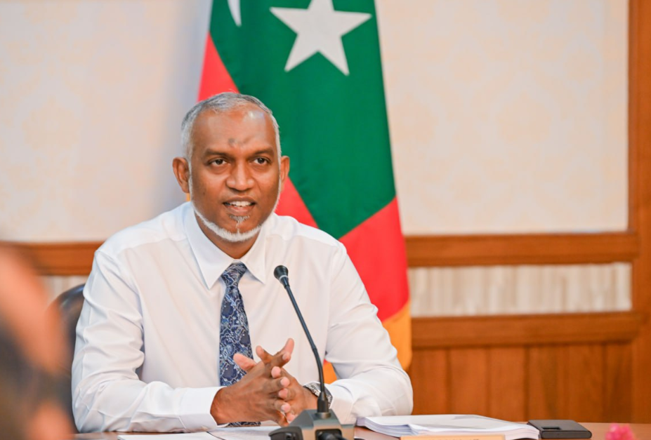 ޑަބްލިއުއެޗްއޯގެ ހާއްސަ އެވޯޑެއް ރައީސް ޑރ. މުޢިއްޒަށް