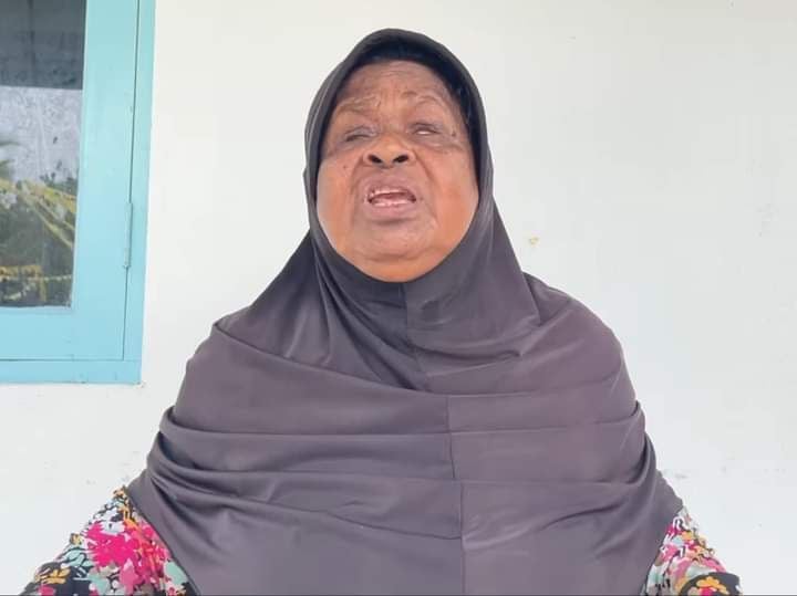 މަޝްހޫރު ލަވަކިޔުންތެރިޔާ ތިނަދޫ ލޯފަން މަރިންދީދީ ނިޔާވެއްޖެ