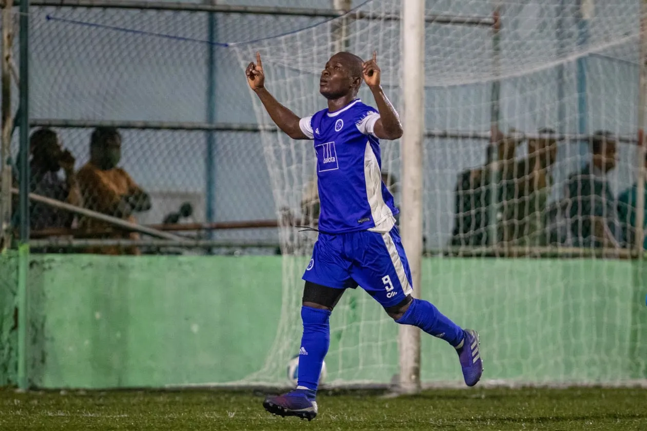 ސަސްޕެންޝަނަށްފަހު ނުކުމެ ކުޅުނު ވާދަވެރި ފުރަތަމަ މެޗުން ނިއުއަށް ތިން ޕޮއިންޓް