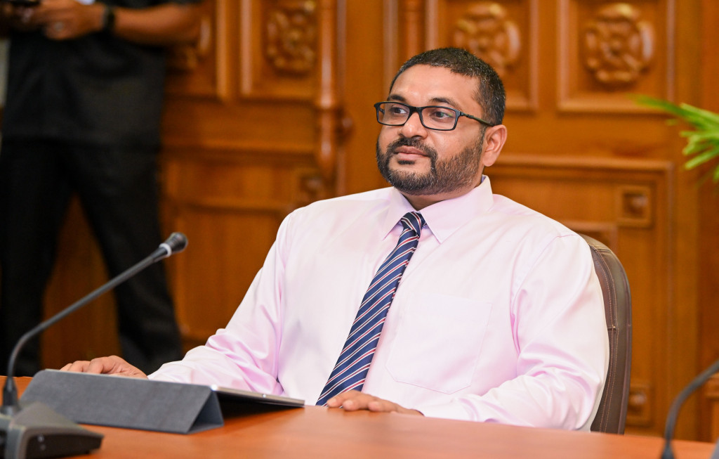 ރައީސް އާރަށަށް ކުރައްވާ ދަތުރުފުޅުގެ މައުލޫމާތު ހޯދަން އެދުމުން ތަހުގީގެއް ހިންގަނީ