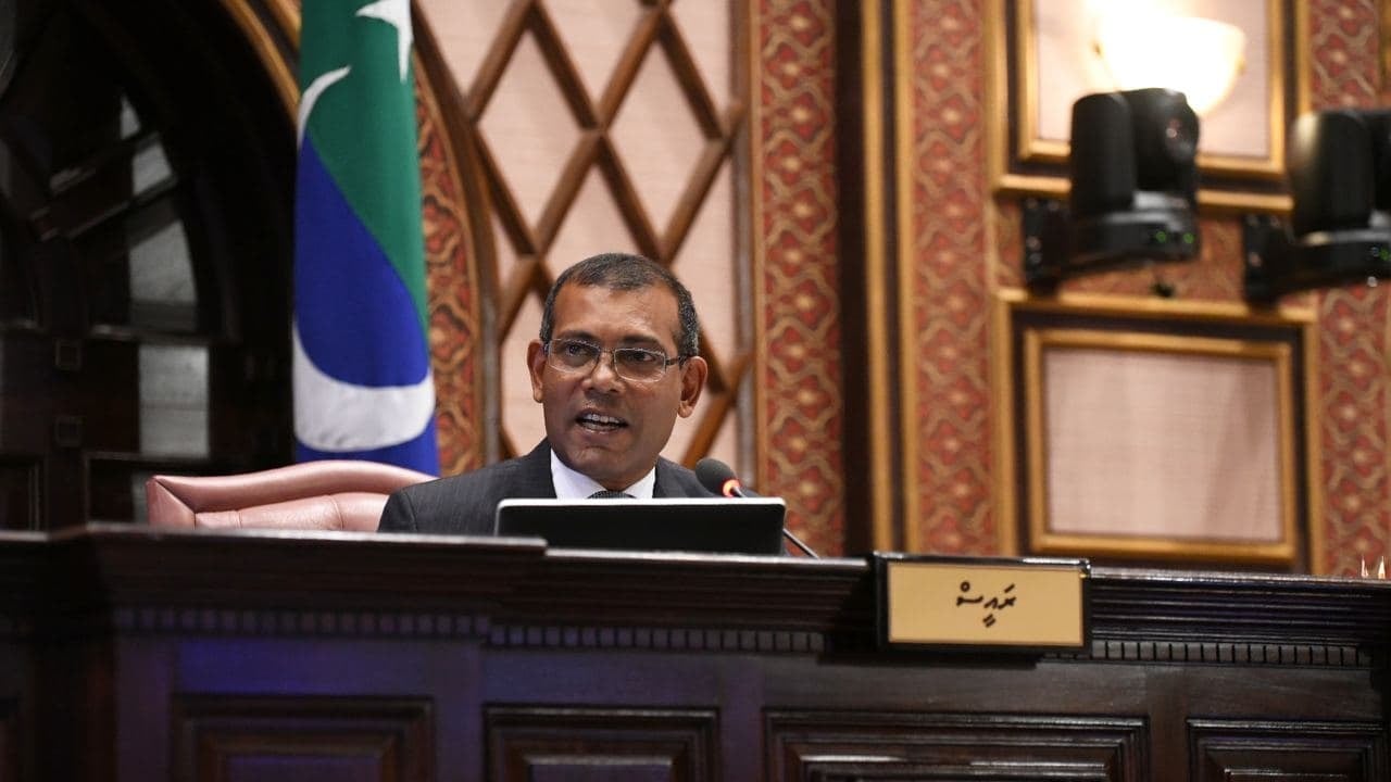 އަތޮޅުތައް ގުޅާލެވިފައި އޮތީ އެއްވާހަކައަކުން؛ އެއީ ކެލައިން އައްޑޫއަށް އޮތްވާހަކަ - ރައީސް ނަޝީދު