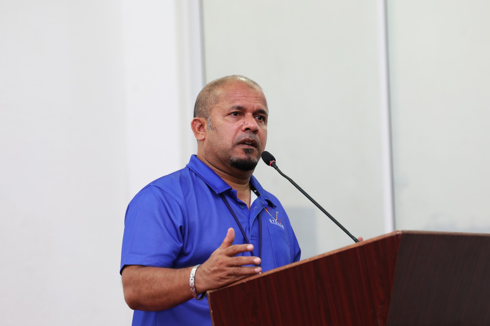 ސްޓެލްކޯގެ މެނޭޖަރުން ވާންޖެހޭނީ ރަށުފެންވަރުގައި ރައްޔިތުންނަށް ހިދުމަތްކުރާ ނަމޫނާ ބަޔަކަށް: ޝަރީފް