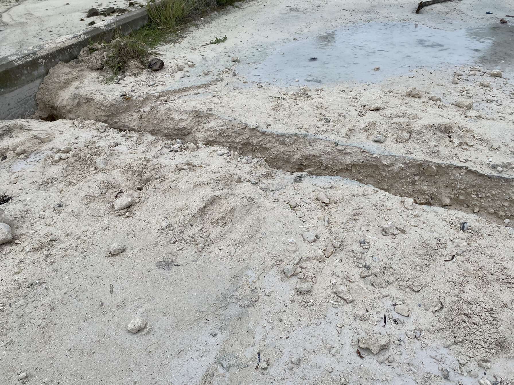 އުދައަރާތީ މަޑަވެލި-ހޯނޑެއްދޫ ކޯޒްވޭ ކަނޑާލައިފި