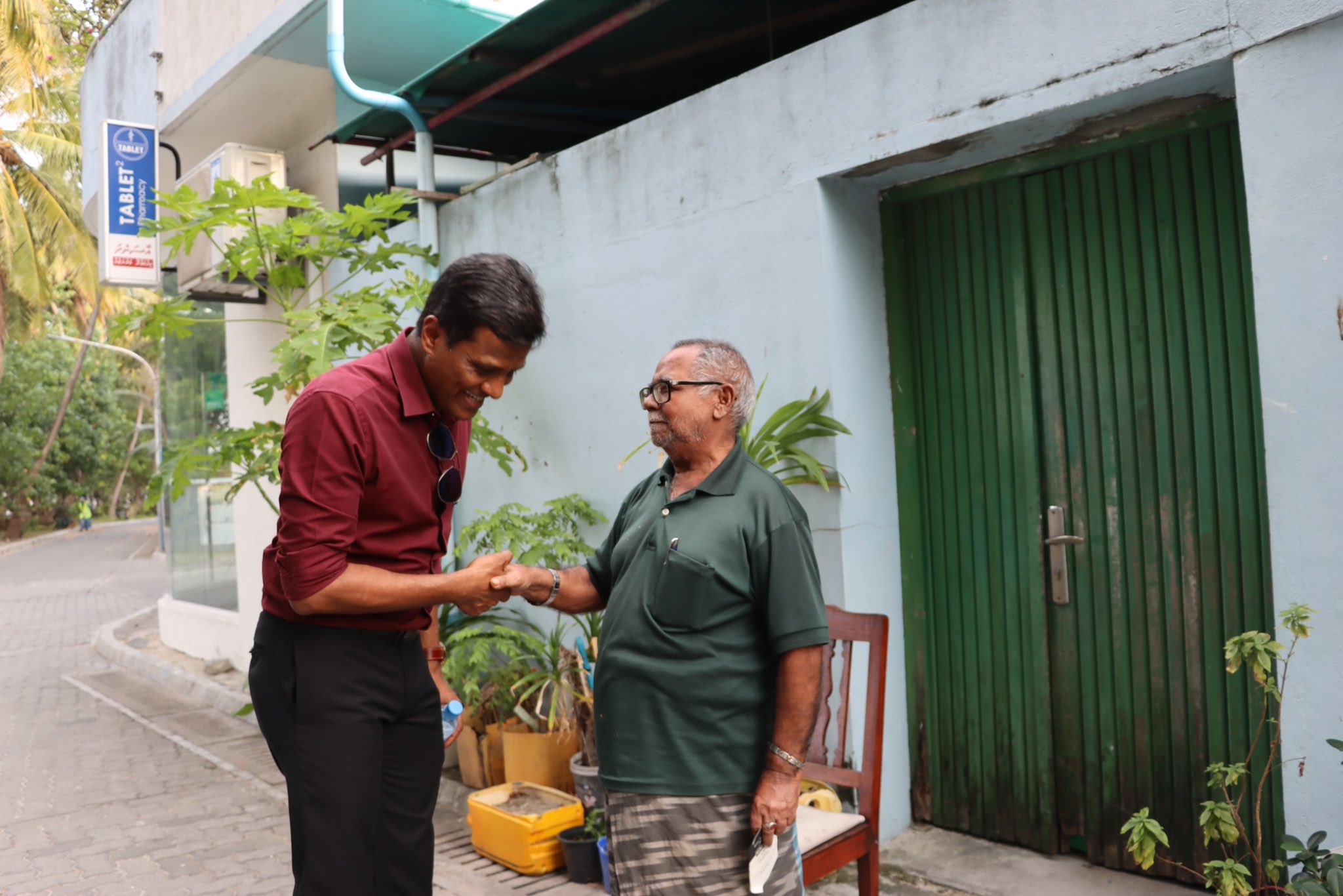 އަމިއްލަގޮތުން ރިޔާސީ އިންތިހާބުގައި ވާދަކުރަށްވާ ޢުމަރު 2000 ސޮއި ހަމަކޮށްފި