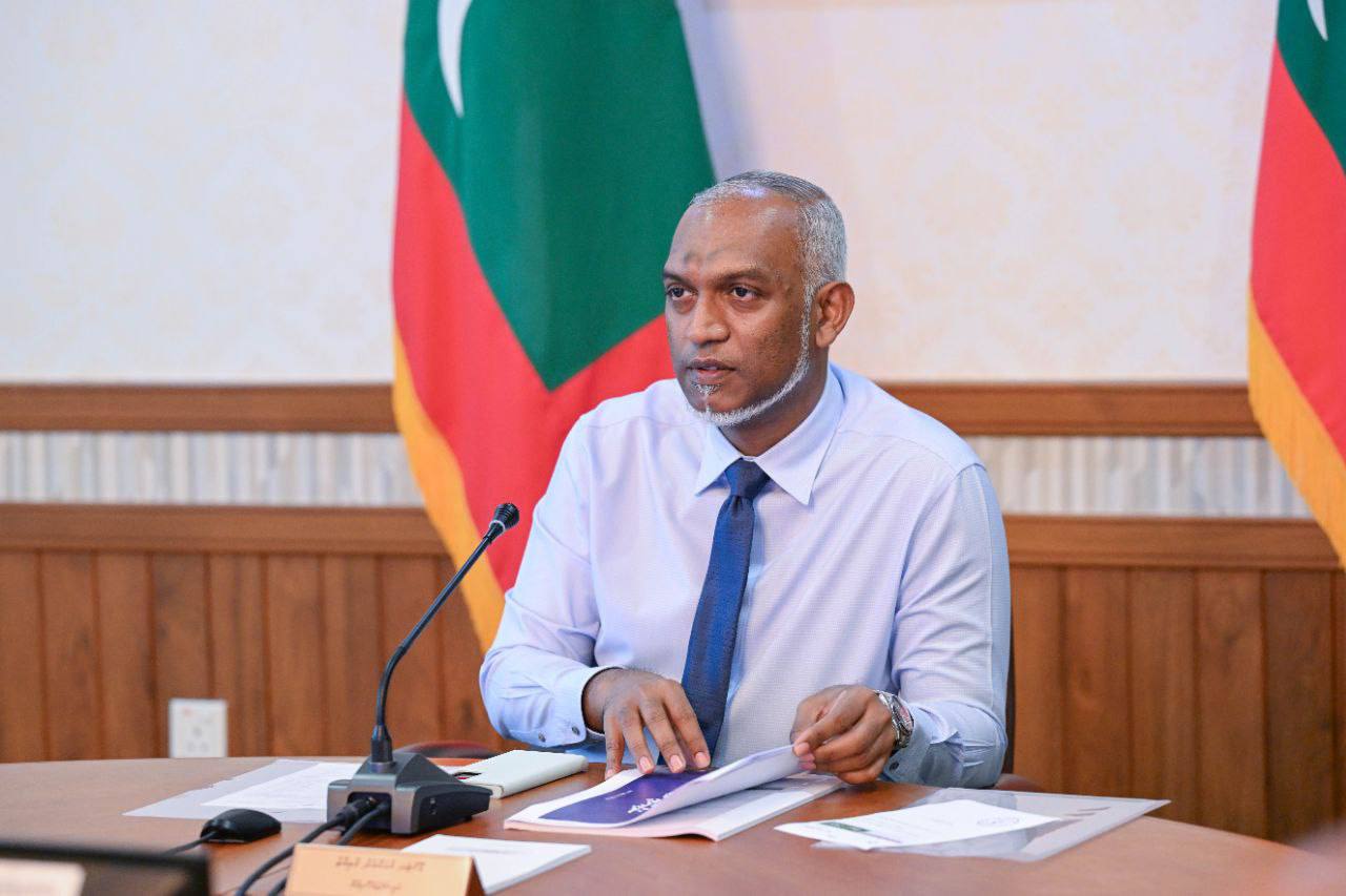 ސިޔާސީ މުވައްޒަފުންނާއި މެންބަރުންނާއި ދައުލަތުގެ ވެރިންގެ މުސާރައިގެ 10 ޕަސެންޓް އުނިކުރަނީ