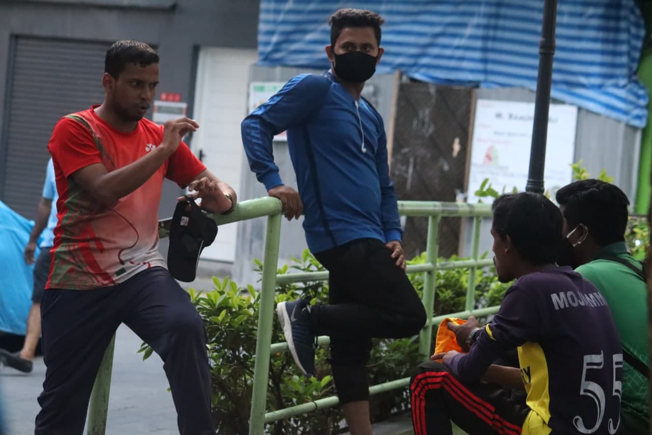 ބިދޭސީން ދިވެހިރާއްޖޭގެ ގާނޫނަށްވުރެ ވެސް މަތީގައި؛ ފިޔަވަޅެއް ނޭޅޭ!