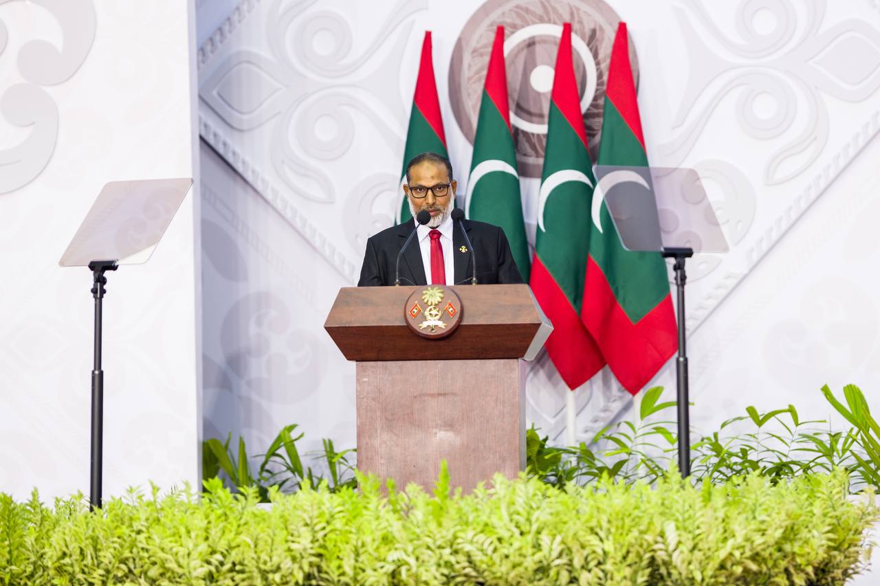 މިނިވަންކަން ގެއްލިގެންދާ ފަދަ ބައެއް ކަންކަމުުގައި ފަރުވާ ކުޑަކުރާތަން މިހާރު އެބަފެނޭ: އިމްރާން