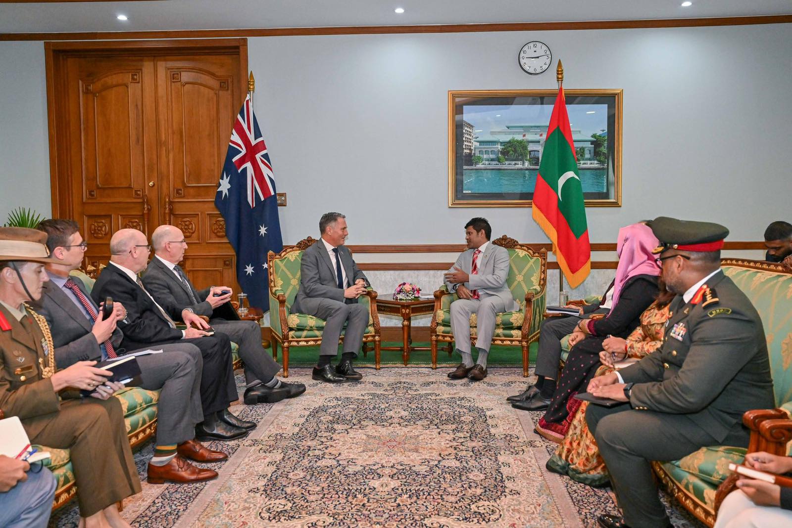 އޮސްޓްރޭލިއާއާއެކު ގުޅުން ބަދަހިކުރަން މަޝްވަރާތަކެއް