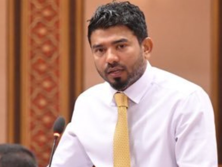 ދިއްދޫގެ ފެނަކަ މުވައްޒަފުން ވަކި ކުރި މައްސަލަ މަޖިލީހަށް