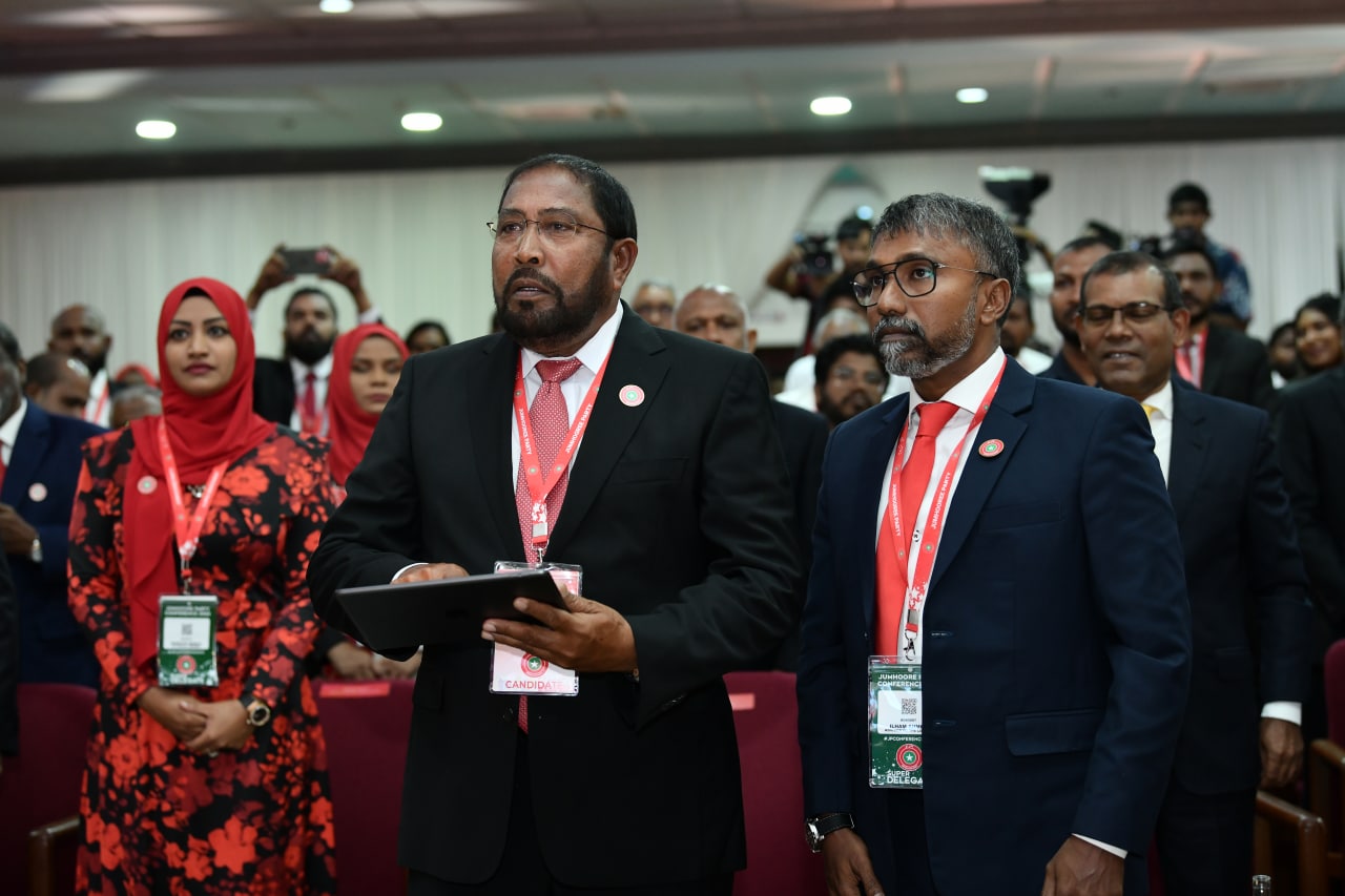 އިސްތިއުފާ ދެނީ ނަމެއްގައި ޖޭޕީގައި އުޅުނު ބައެއް: އިލްހާމް