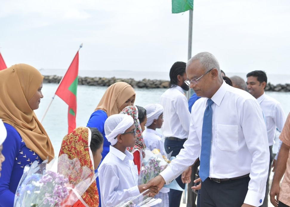 ރައީސް ނ. އަތޮޅުގެ 6 ރަށަކަށް