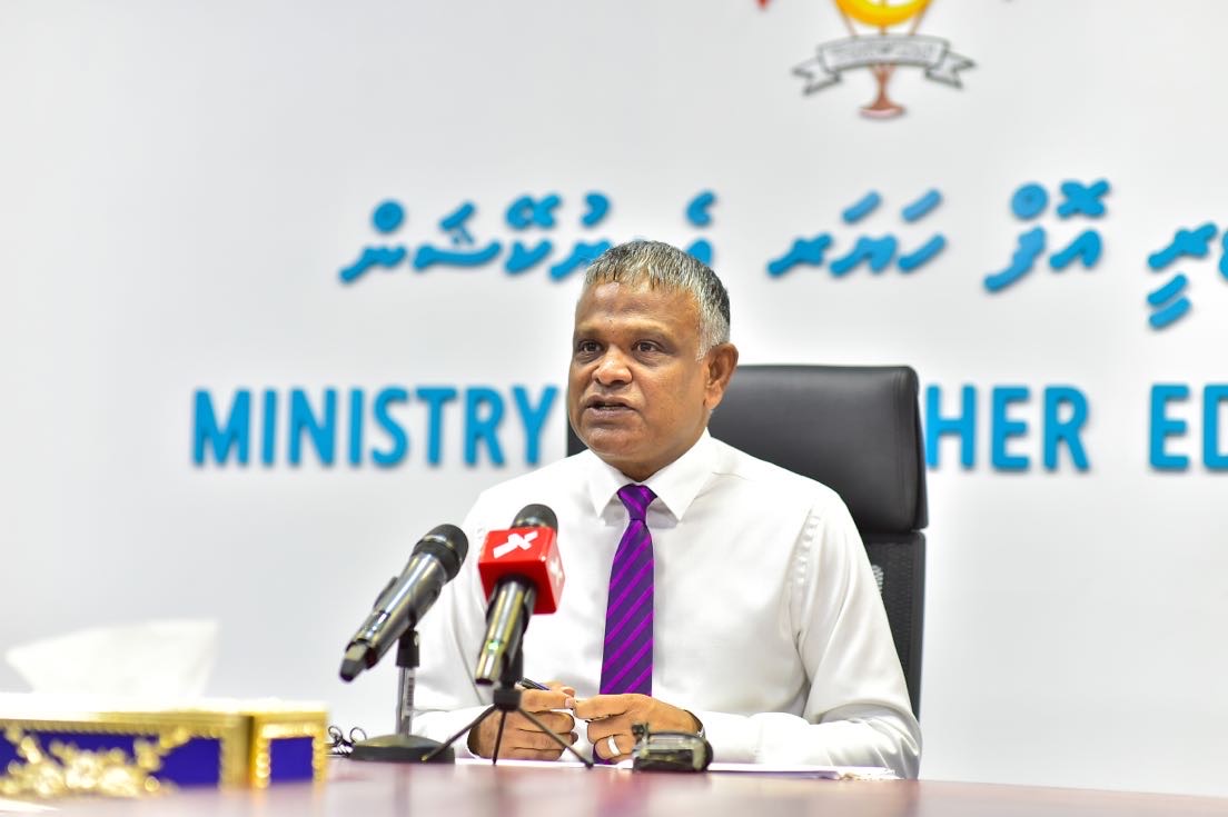 ފީ ޝީޓްގައި ސޮއިކުރާތާ ފަސް ދުވަސްތެރޭ ސްޓޫޑެންޓް ލޯން ދޫކުރަނީ