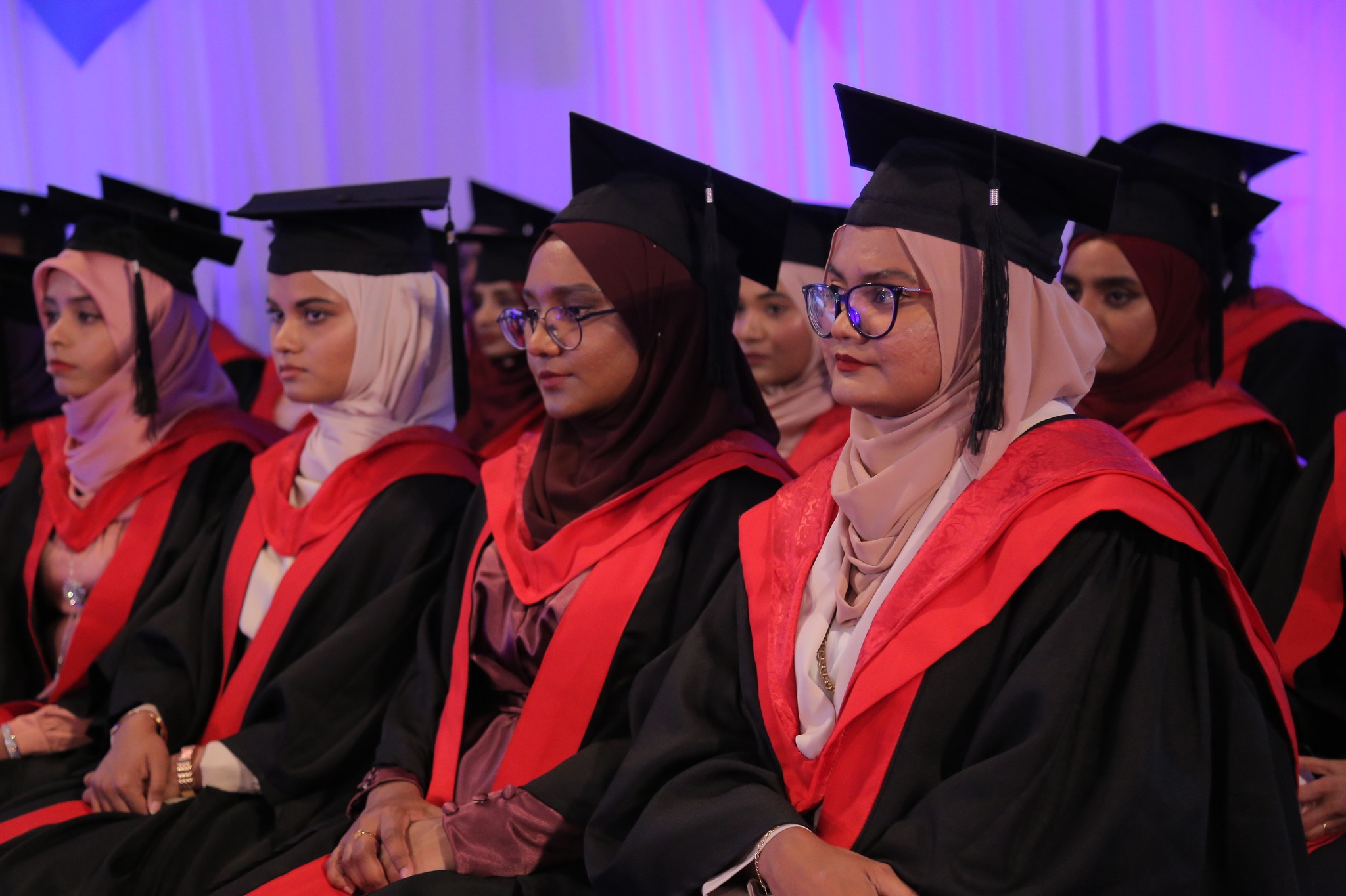 ވިލާ ކޮލެޖުގެ މޭ އިންޓޭކަށް ކުރިމަތި ލުމުގެ ފުރުސަތު ހަމަވަނީ