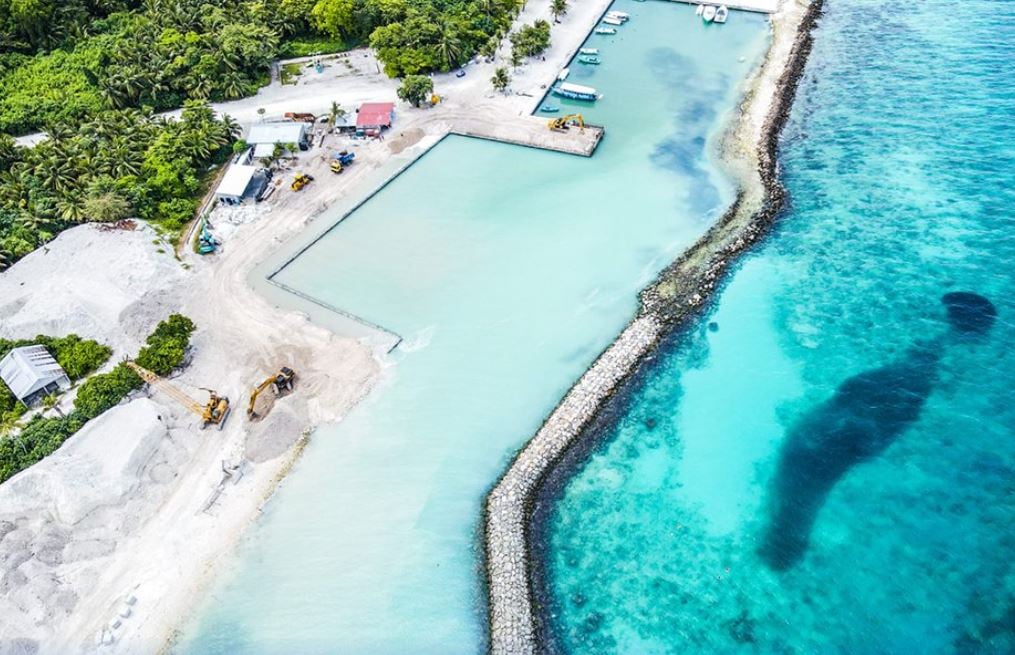 ފޭދޫ ބަނދަރުގެ އެއްގަމު ތޮށިލުމުގެ މަސައްކަތް ނިމިއްޖެ