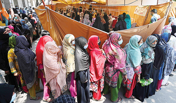 ޕާކިސްތާނުގެ ޕްރައިވެޓް ހޮސްޕިޓަލްތަކާއި ކްލިނިކްތަކުން ވެކްސިން ހުސްވެއްޖެ