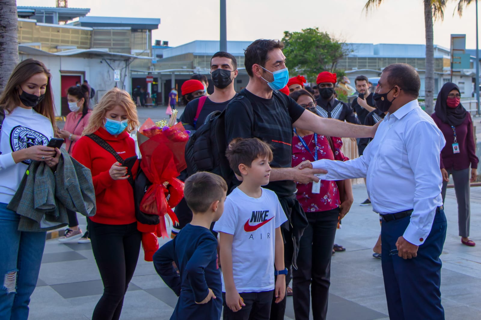 ރާއްޖޭގެ ފުރަތަމަ ހޯމް ސްޓޭ ދިއްގަރުގައި! ފަތުރުވެރިޔާއަށް މަރުހަބާ ކިޔަން ތައްޔާރުވަނީ