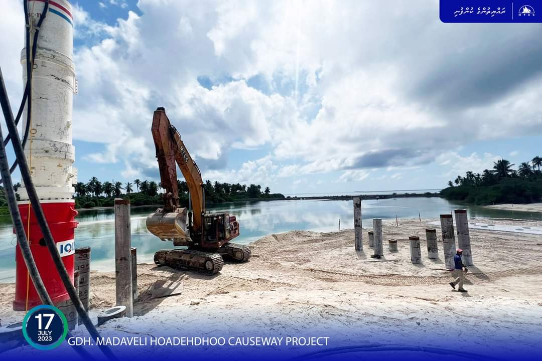 މަޑަވެލި ހޯޑެއްދޫ ކޯޒްވޭ ހެދުމުގެ މަޝްރޫޢު ބާރަށް ކުރިއަށް